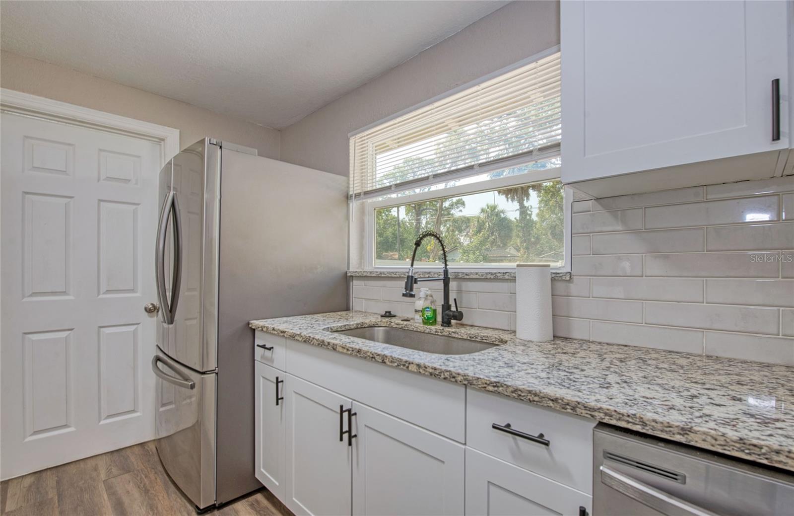 Image 14 of 45 For 770 27th Avenue S