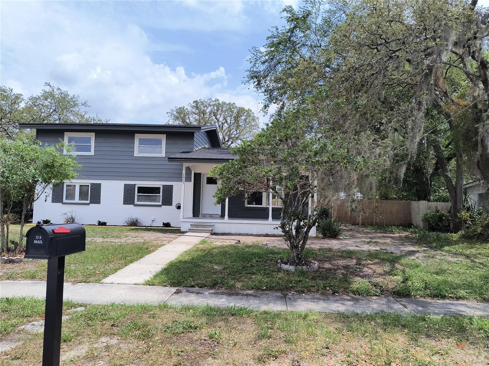 Image 3 of 20 For 1907 111th Avenue