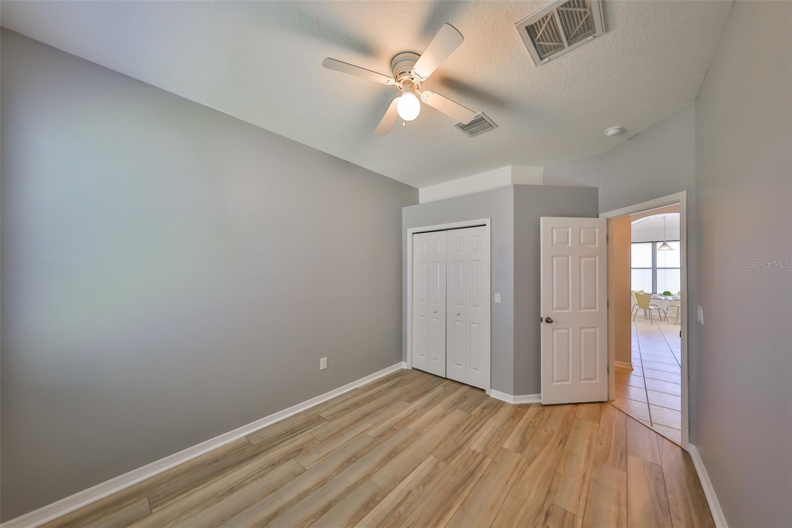 Image 18 of 48 For 11408 Coventry Grove Circle