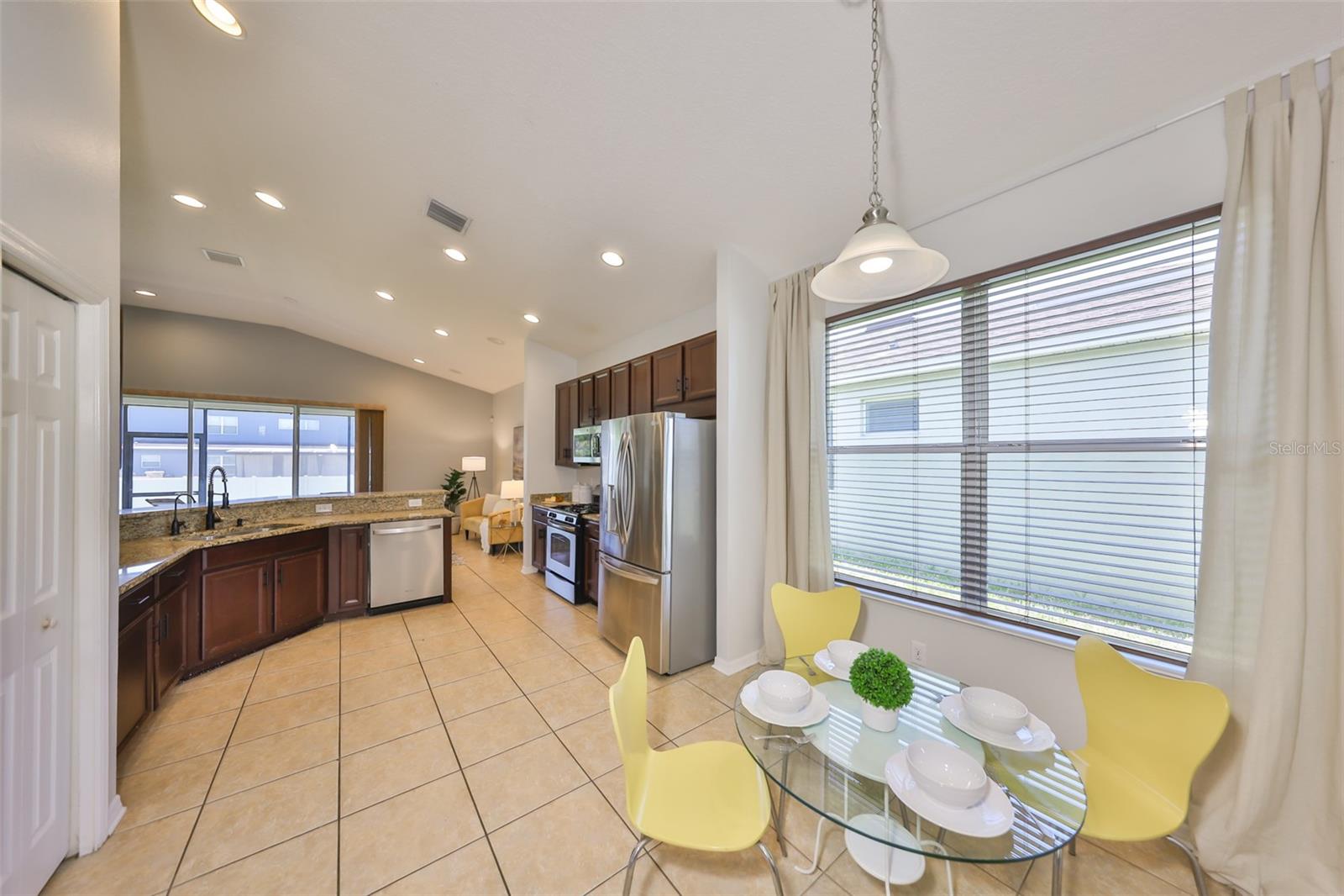 Image 20 of 48 For 11408 Coventry Grove Circle