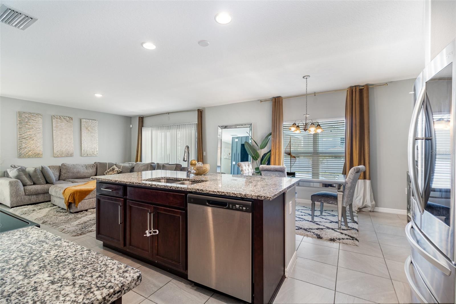 Image 11 of 35 For 6889 Wilson Hammock Avenue