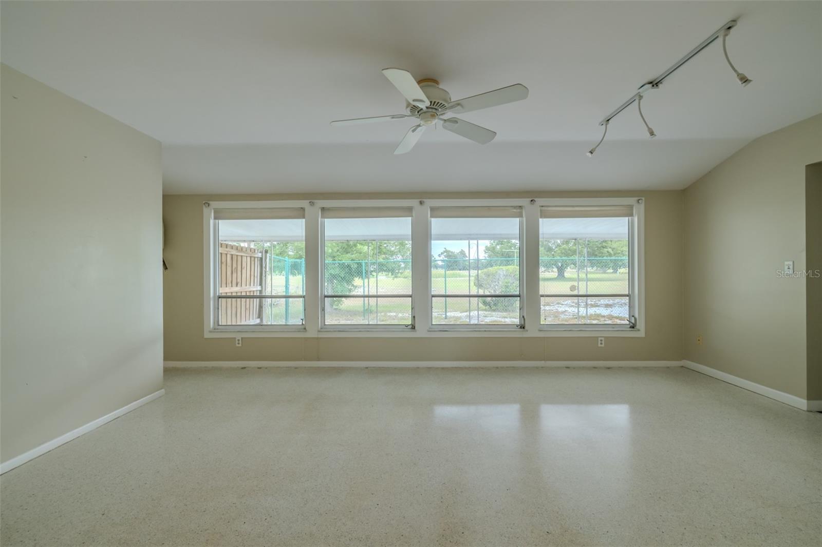 Image 13 of 42 For 1509 Cherry Hills Drive