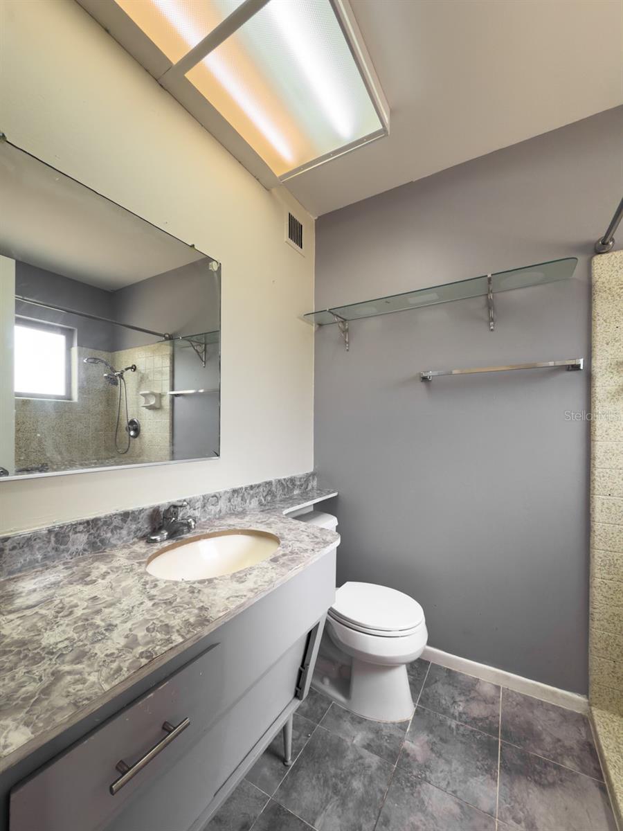 Image 22 of 42 For 1509 Cherry Hills Drive