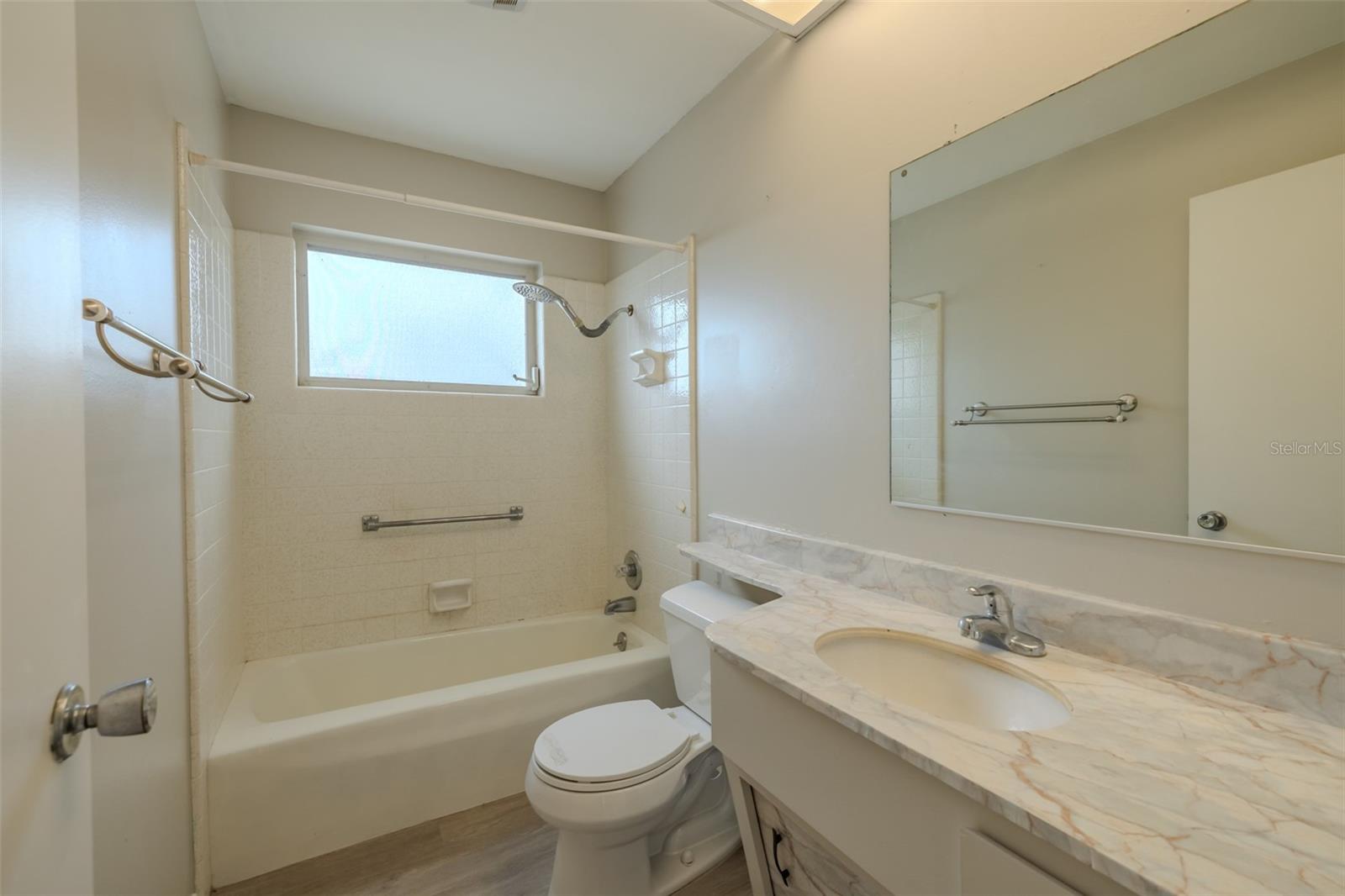 Image 25 of 42 For 1509 Cherry Hills Drive