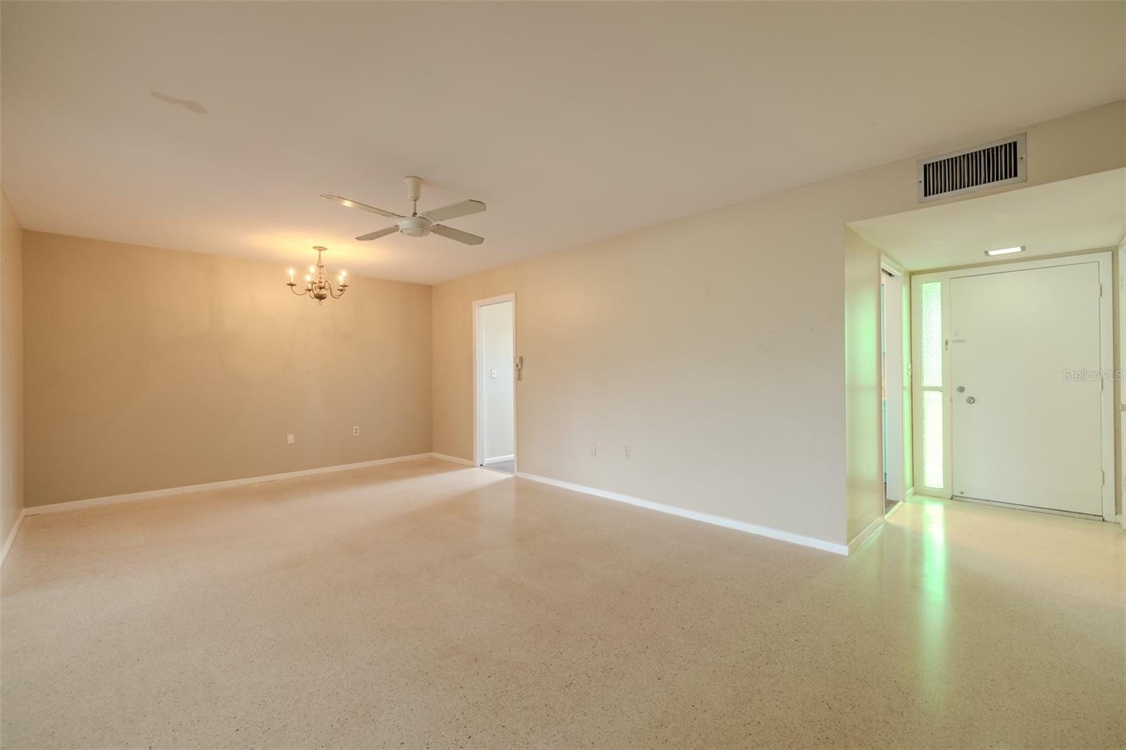 Image 8 of 42 For 1509 Cherry Hills Drive