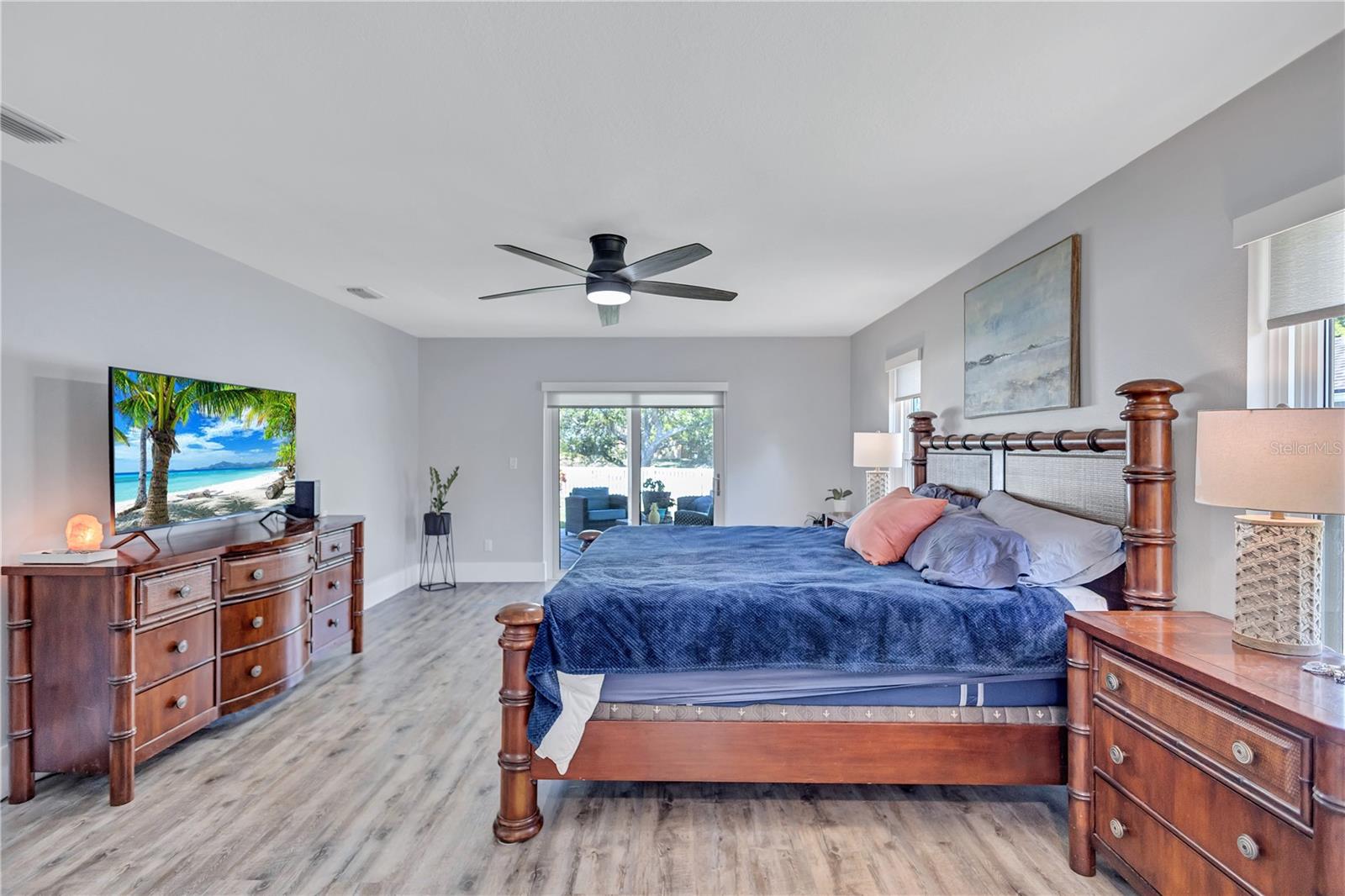 Image 10 of 19 For 10825 Christopher Court