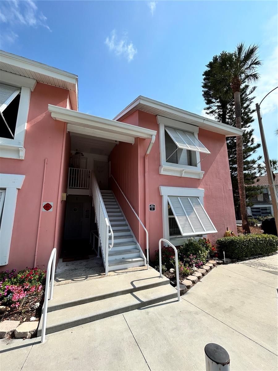 Details for 4225 38th Avenue S 63f, ST PETERSBURG, FL 33711