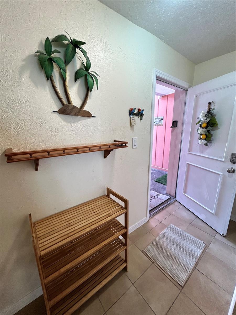 Image 17 of 20 For 4225 38th Avenue S 63f