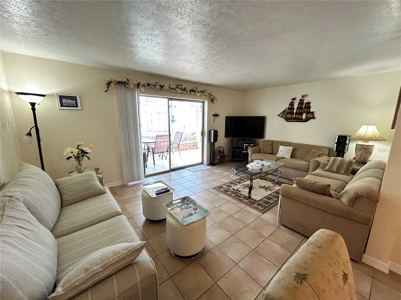 Image 6 of 20 For 4225 38th Avenue S 63f