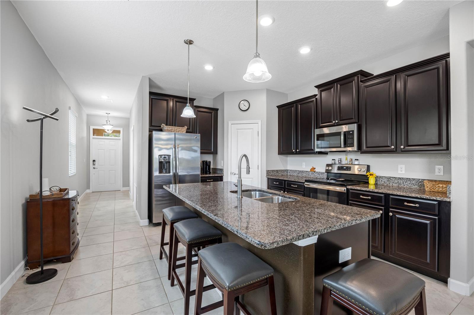 Image 4 of 53 For 1811 Redmond Brook Lane