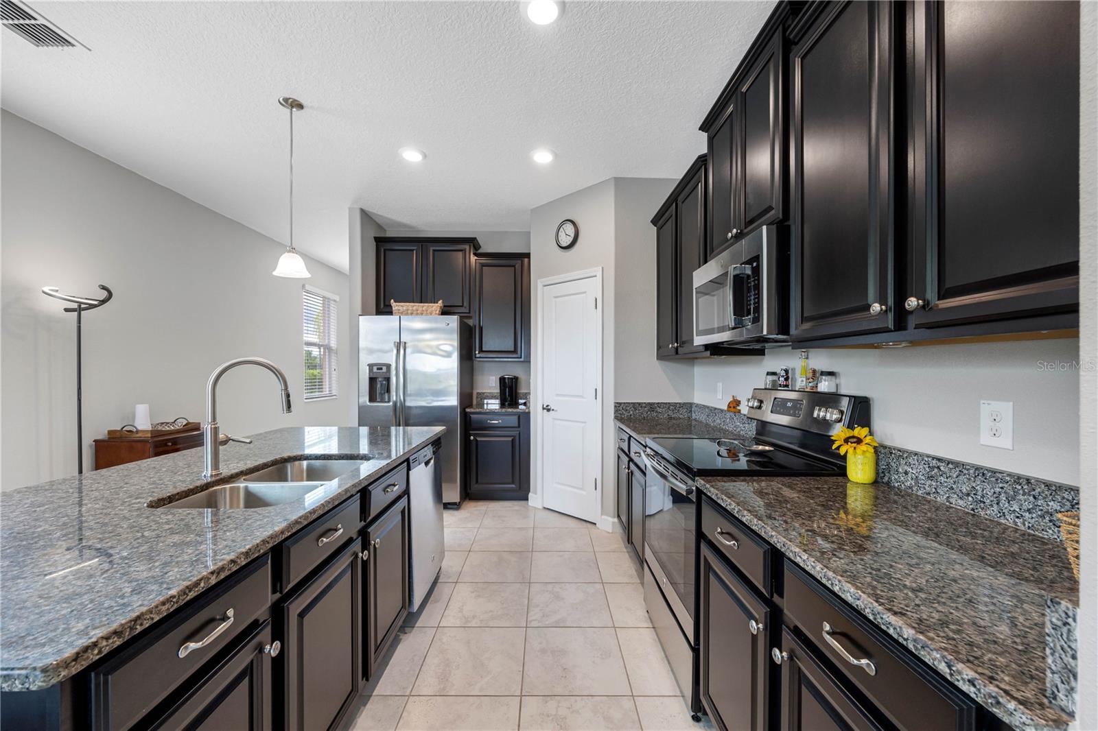 Image 5 of 53 For 1811 Redmond Brook Lane