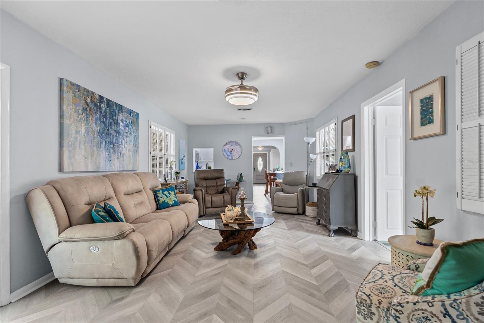 Image 17 of 29 For 3800 6th Avenue N