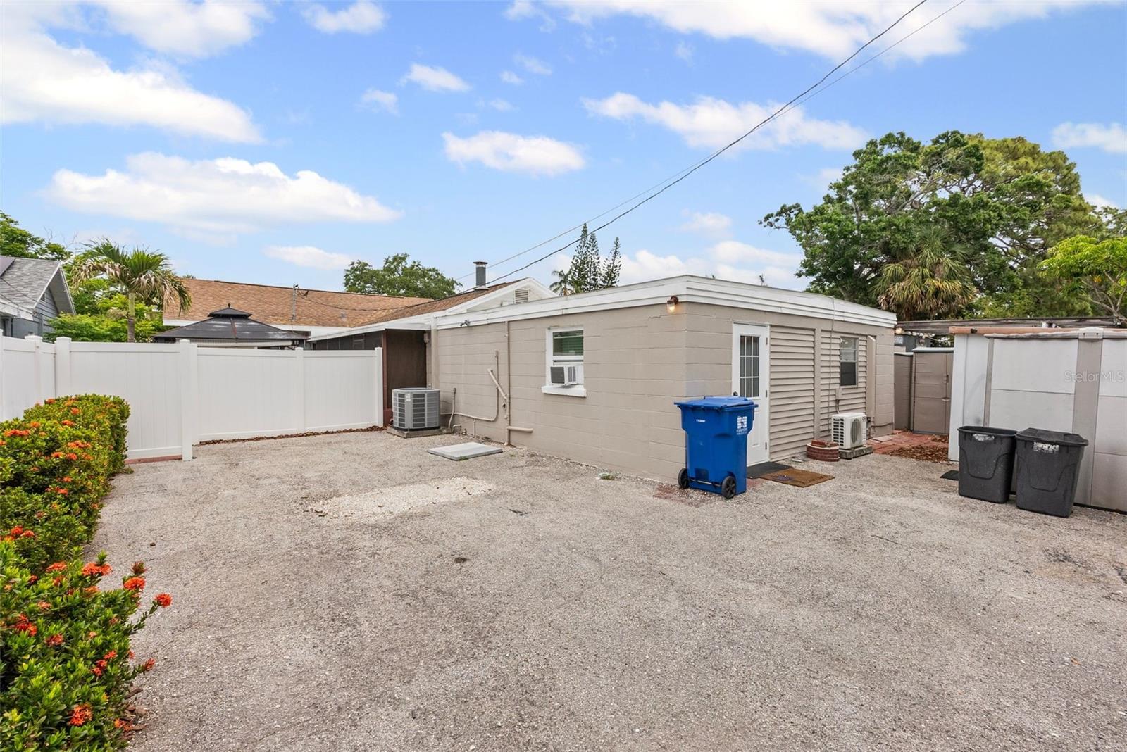 Image 22 of 29 For 3800 6th Avenue N