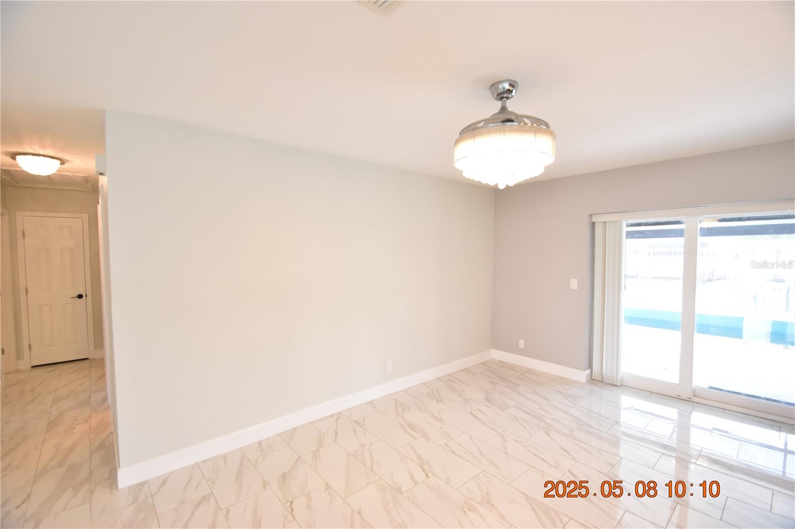 Image 14 of 48 For 1019 Spindle Palm Way