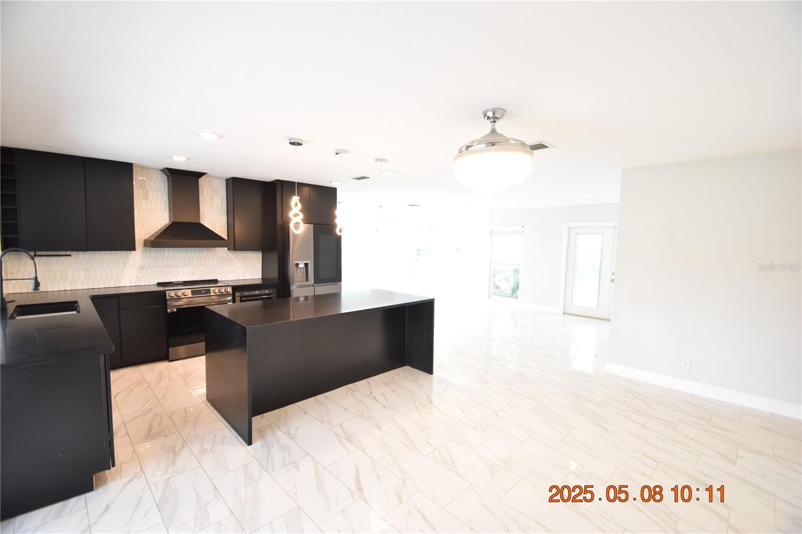 Image 16 of 48 For 1019 Spindle Palm Way
