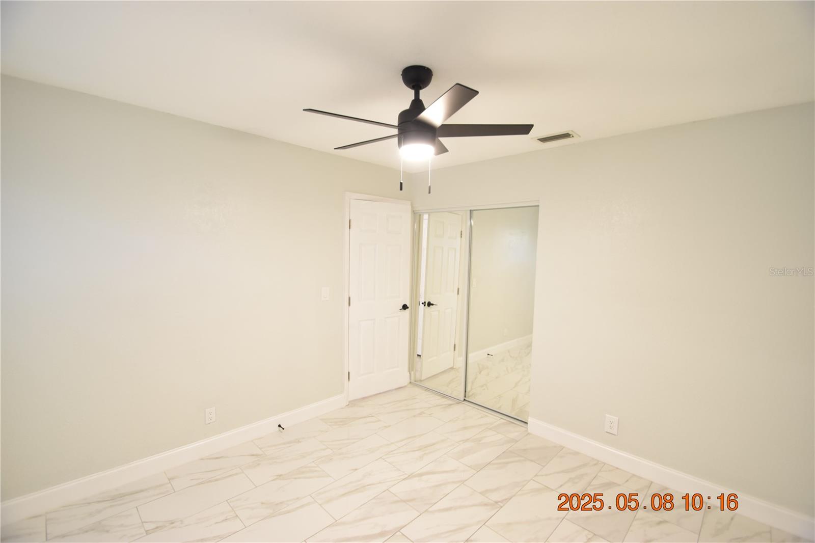 Image 30 of 48 For 1019 Spindle Palm Way