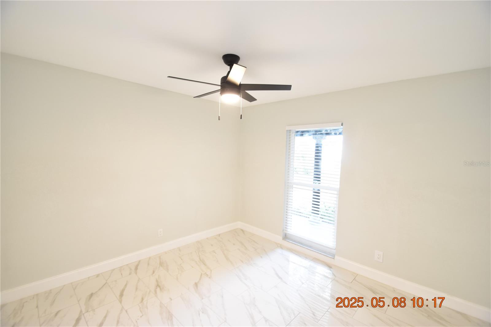 Image 32 of 48 For 1019 Spindle Palm Way