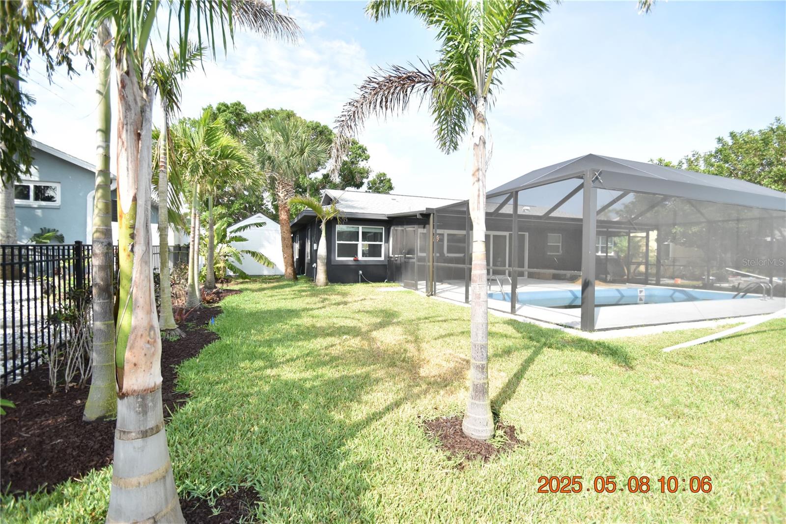 Image 42 of 48 For 1019 Spindle Palm Way