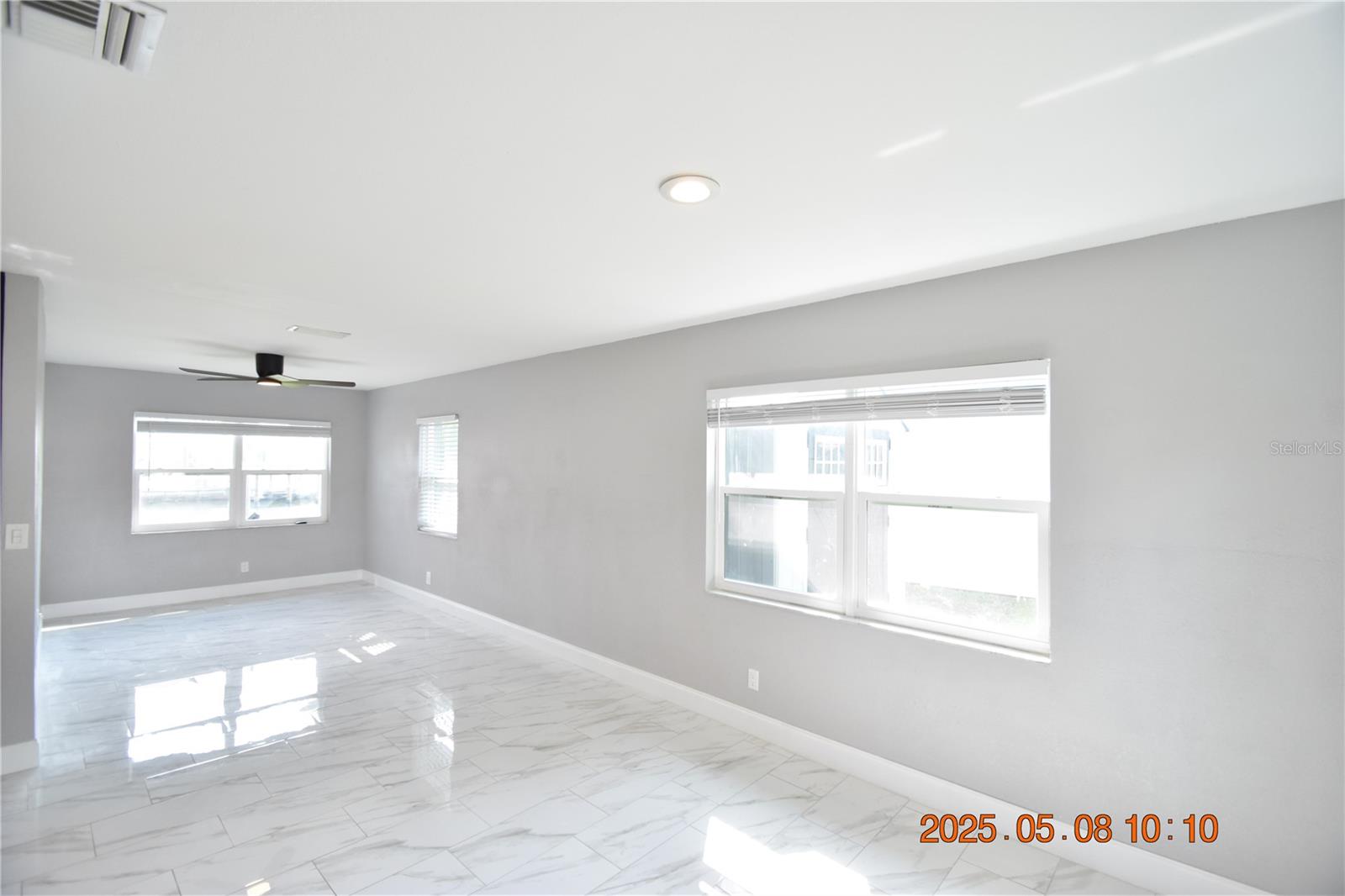 Image 9 of 48 For 1019 Spindle Palm Way