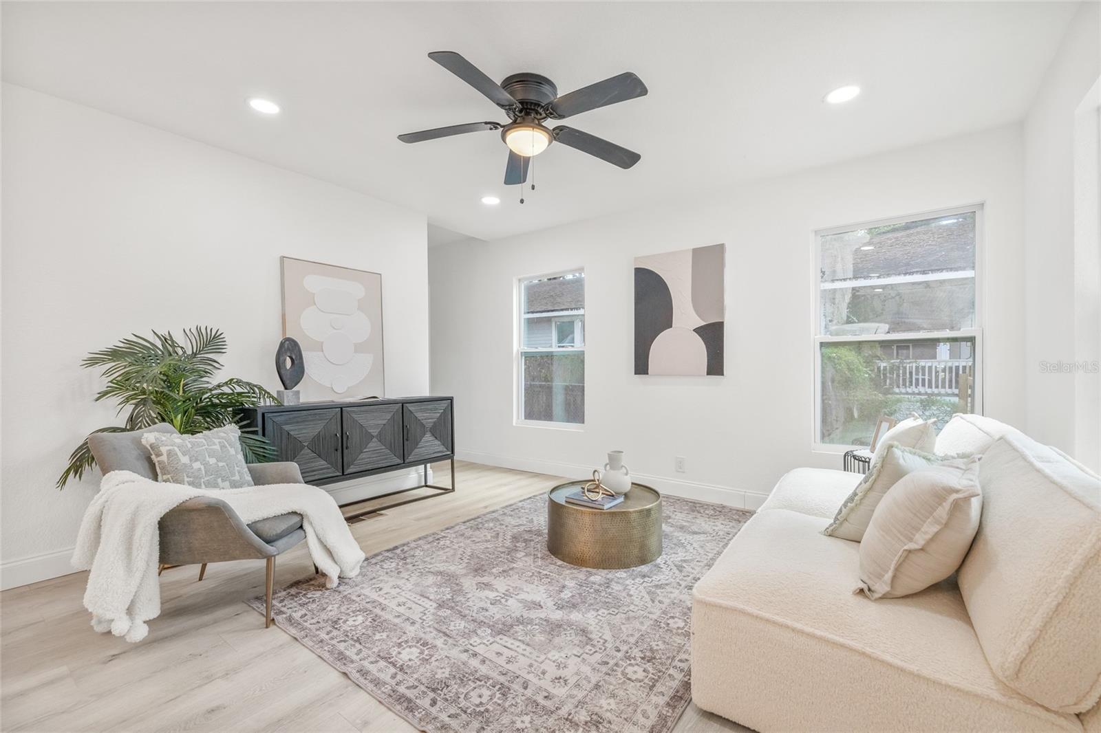 Image 3 of 39 For 7 Hamilton Heath Drive