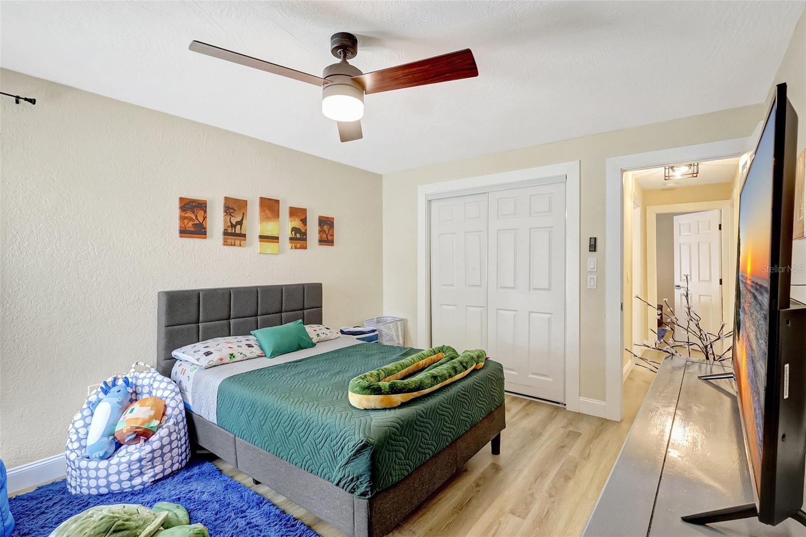 Image 32 of 58 For 864 Pinewood Terrace W