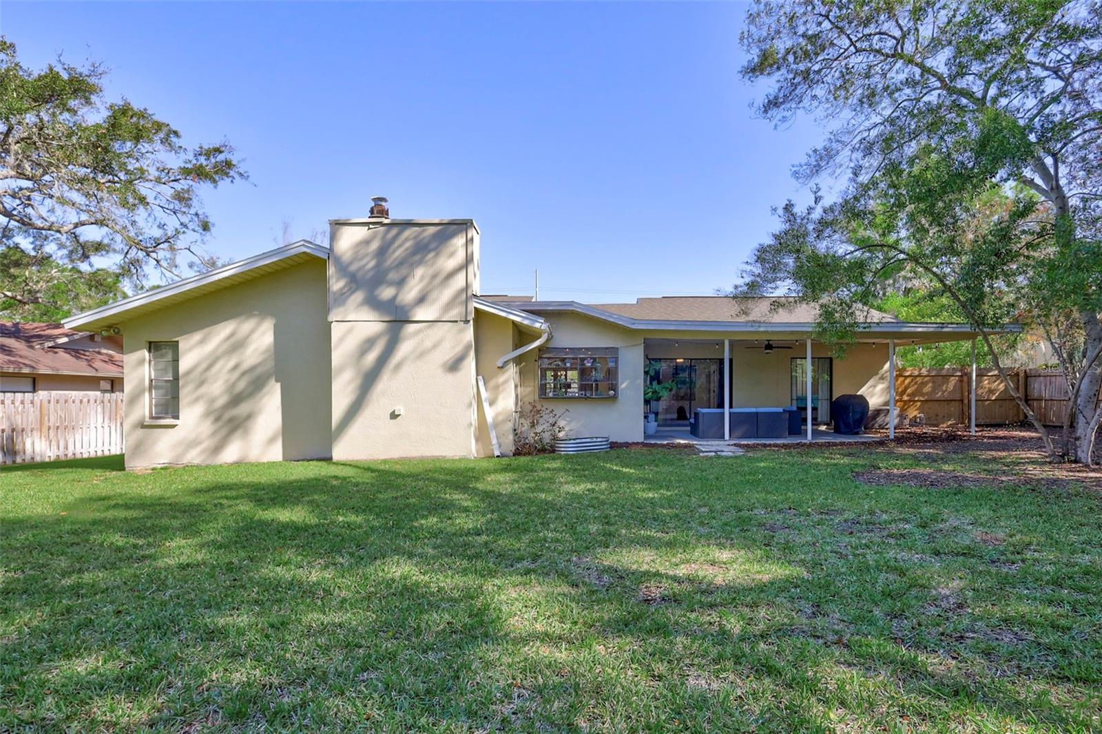 Image 42 of 58 For 864 Pinewood Terrace W