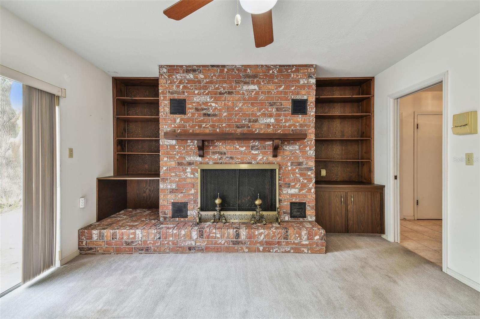 Image 11 of 72 For 103 Hickory Creek Boulevard