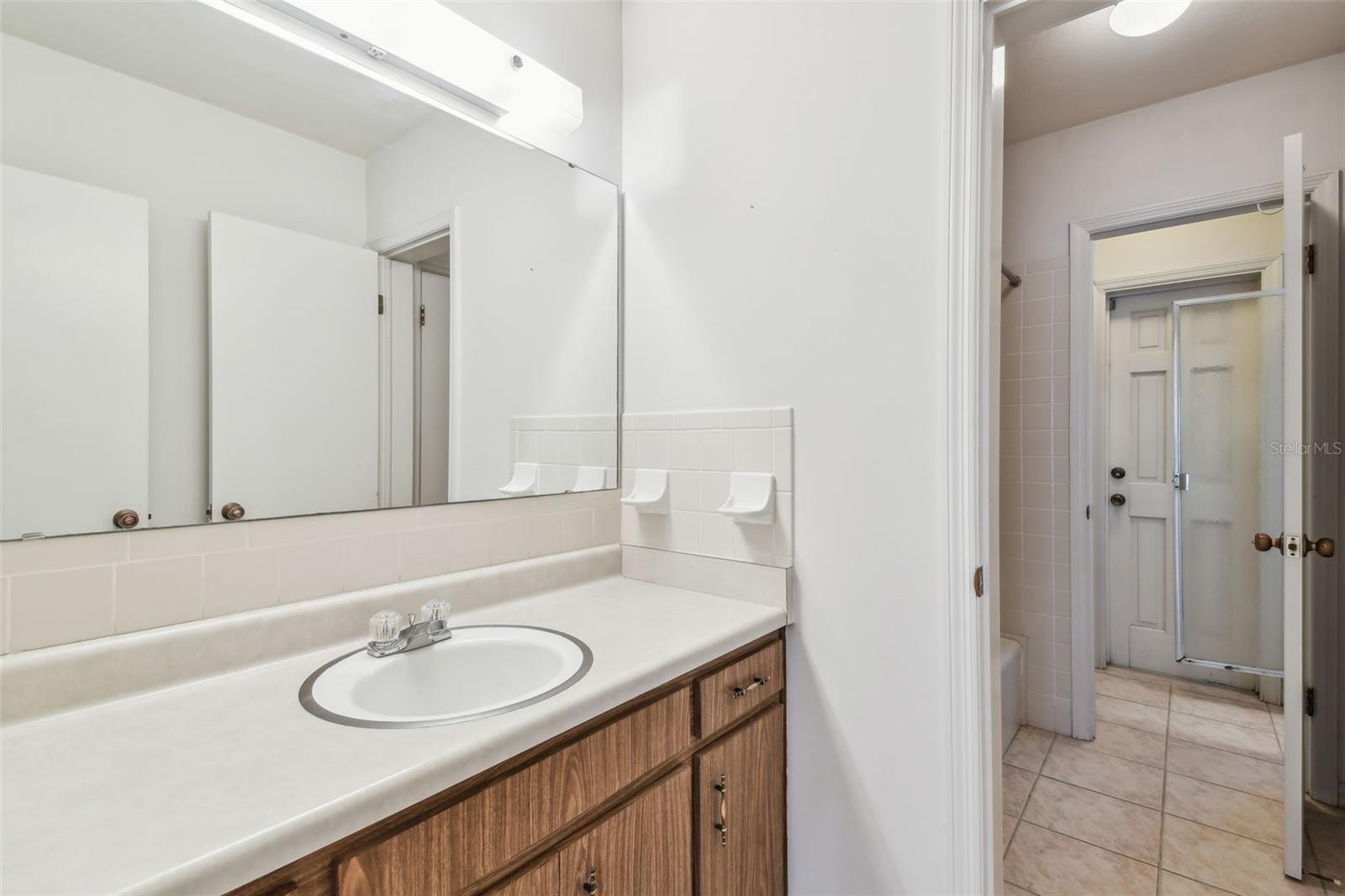 Image 30 of 72 For 103 Hickory Creek Boulevard