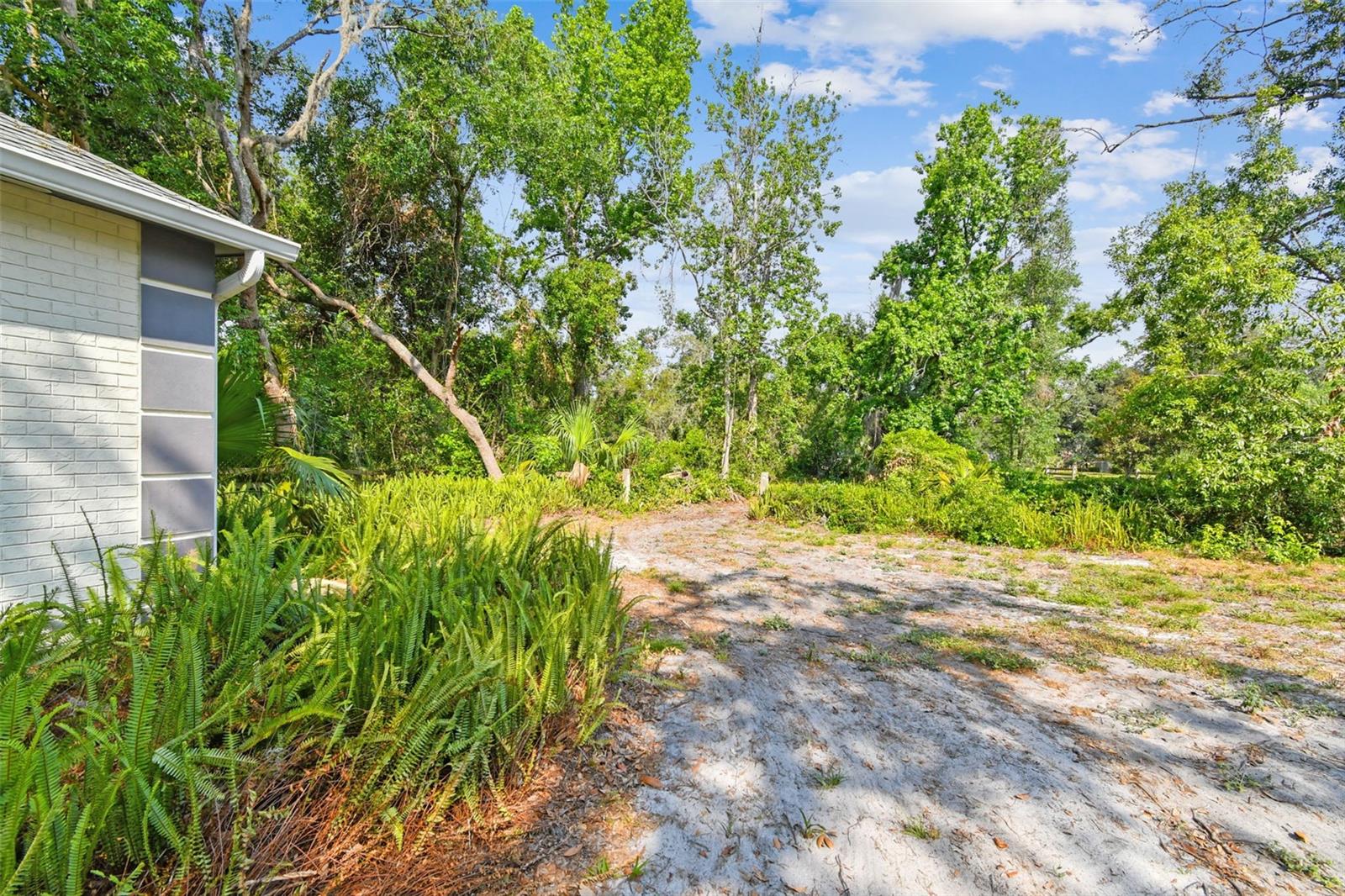 Image 53 of 72 For 103 Hickory Creek Boulevard