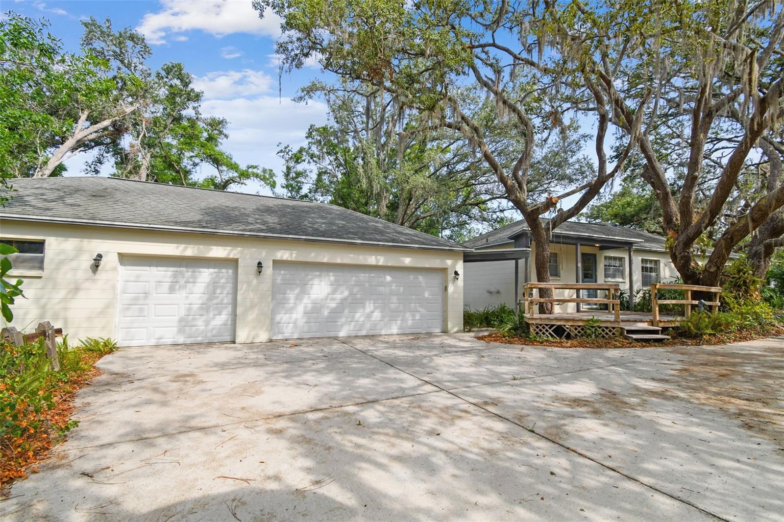 Image 56 of 72 For 103 Hickory Creek Boulevard