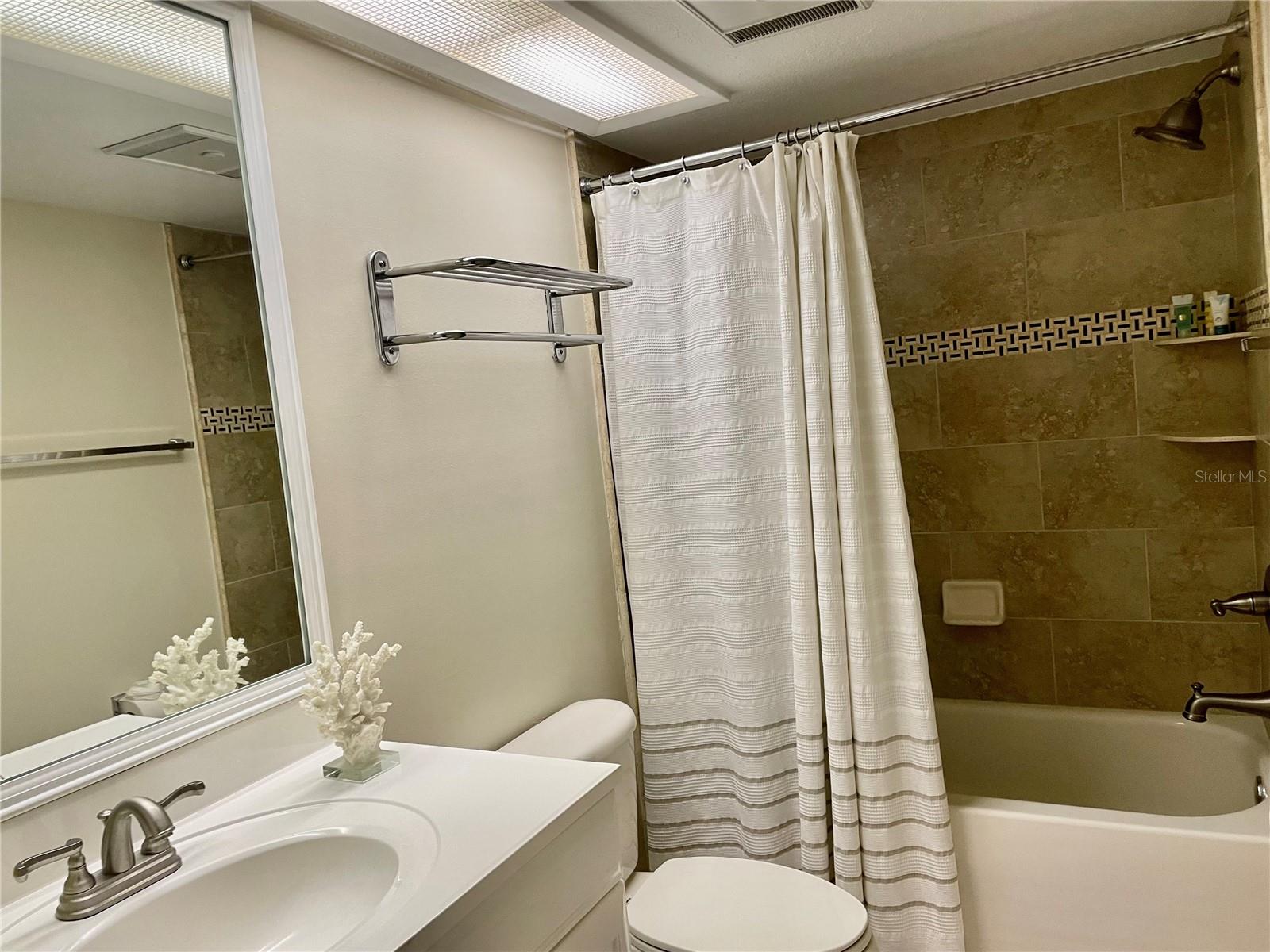Image 21 of 29 For 29129 Bay Hollow Drive 3201
