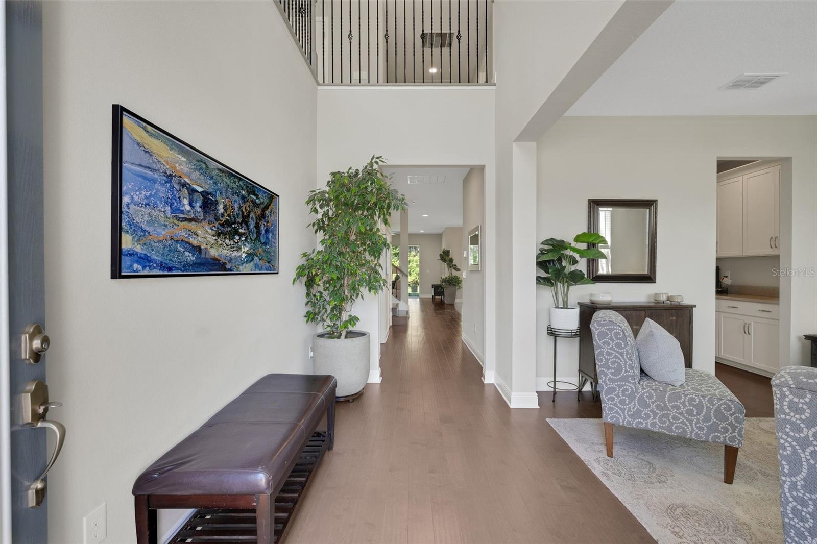 Image 4 of 45 For 10945 Sundrift Drive