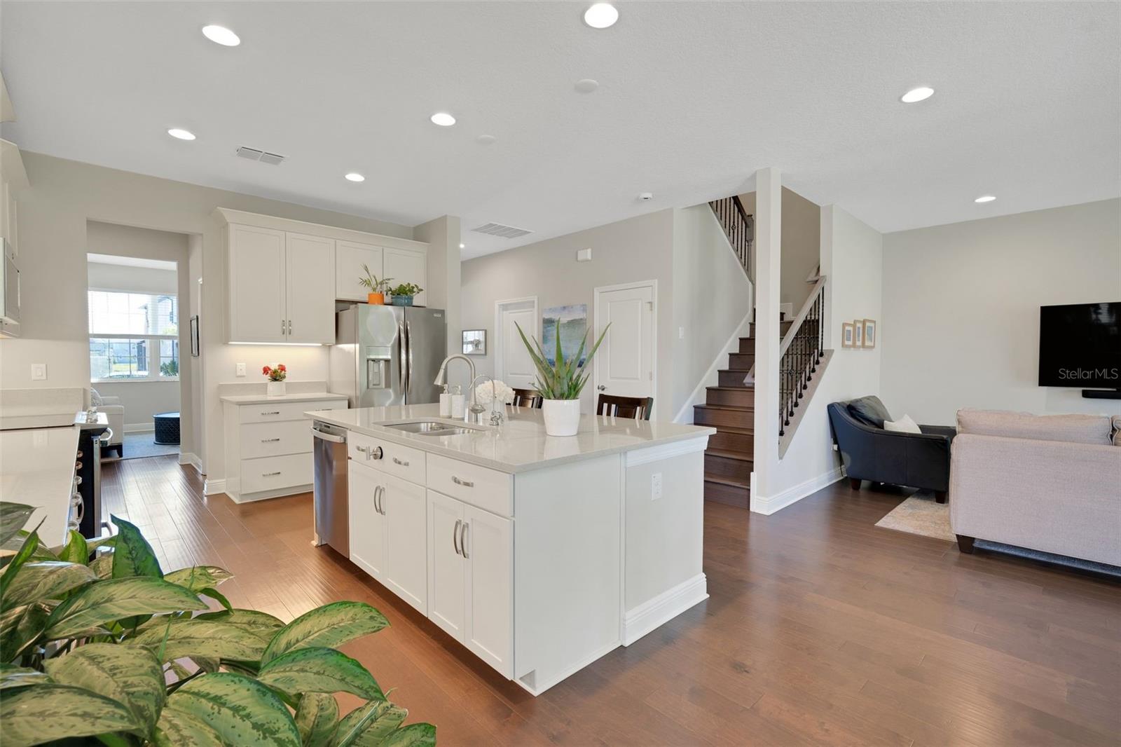 Image 7 of 45 For 10945 Sundrift Drive