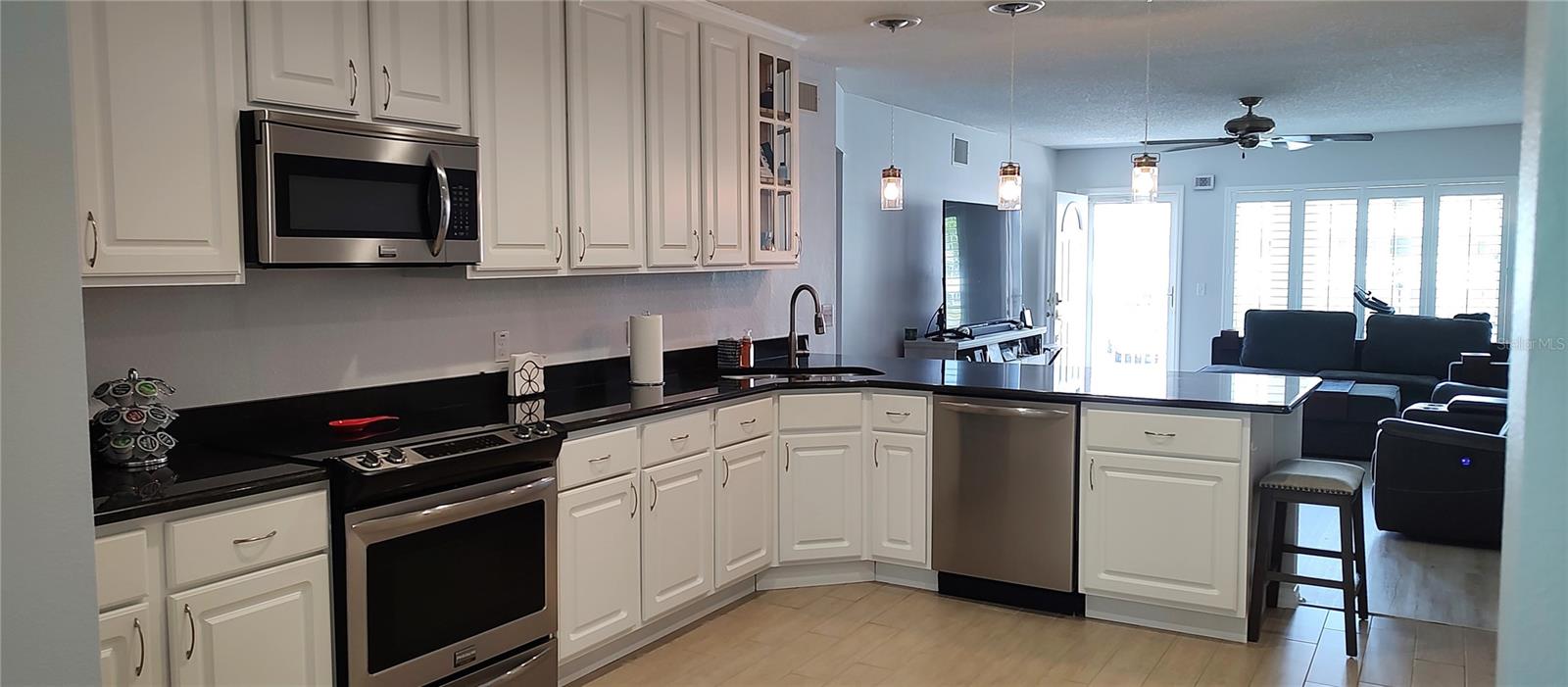 Image 7 of 21 For 2431 Franciscan Drive 39