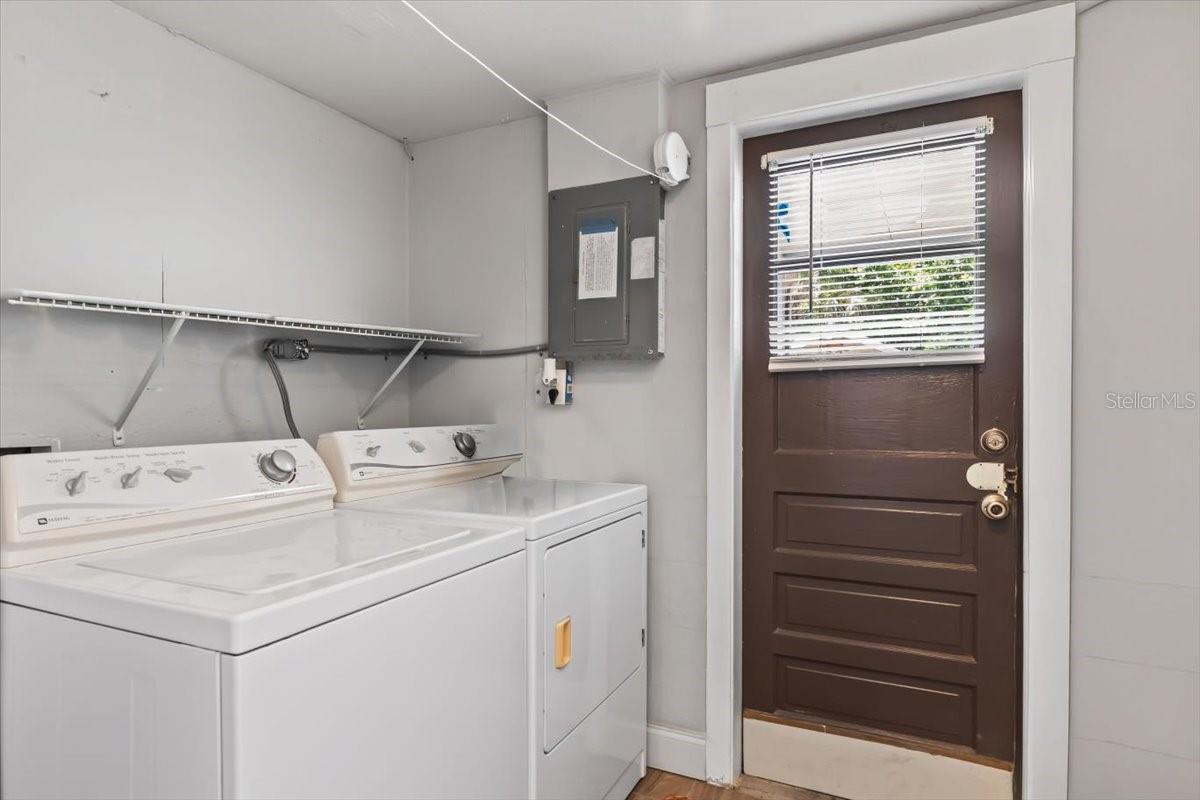 Image 20 of 53 For 6698 35th Avenue N