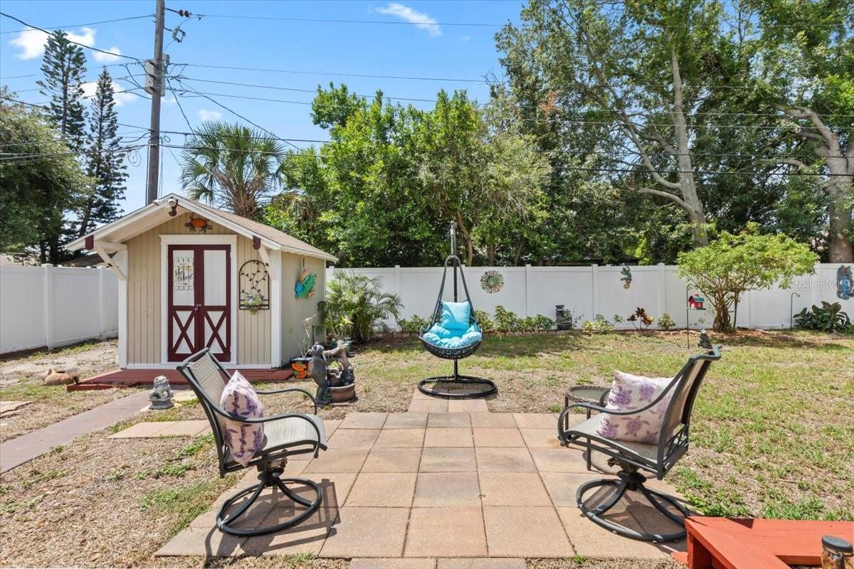 Image 29 of 53 For 6698 35th Avenue N