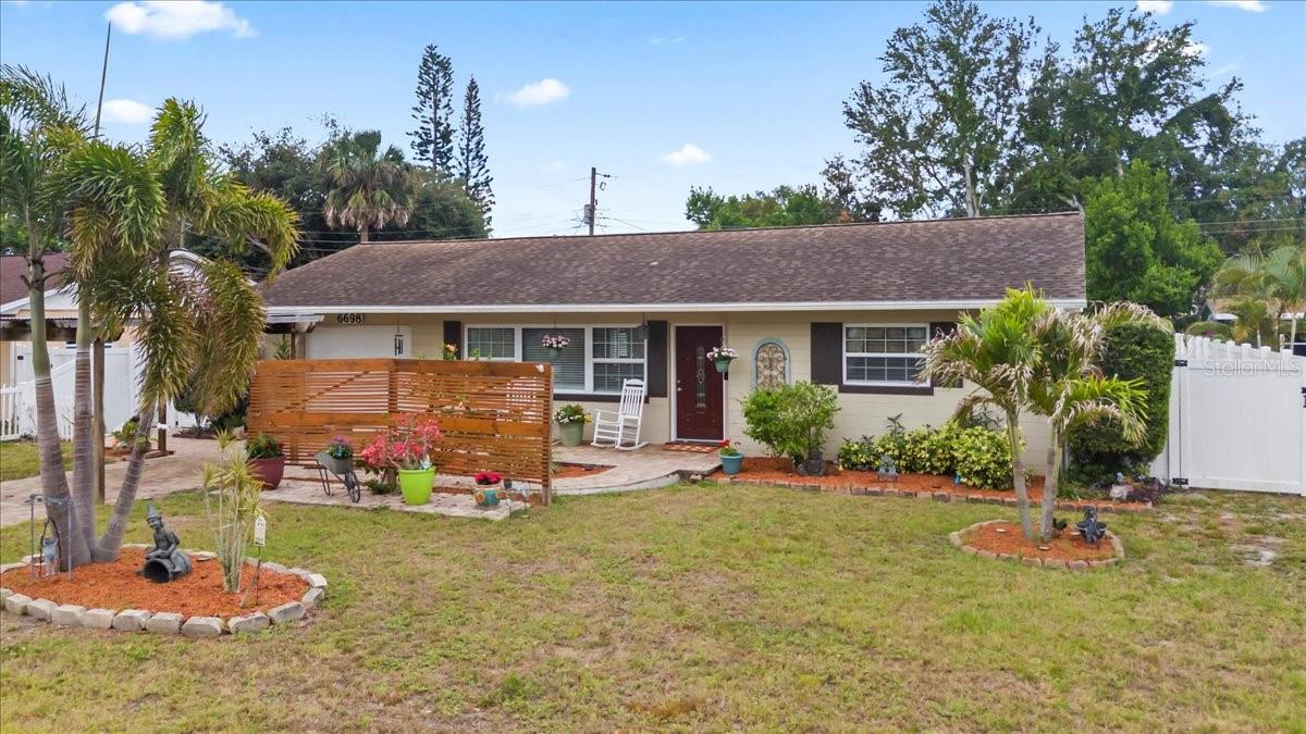 Image 41 of 53 For 6698 35th Avenue N