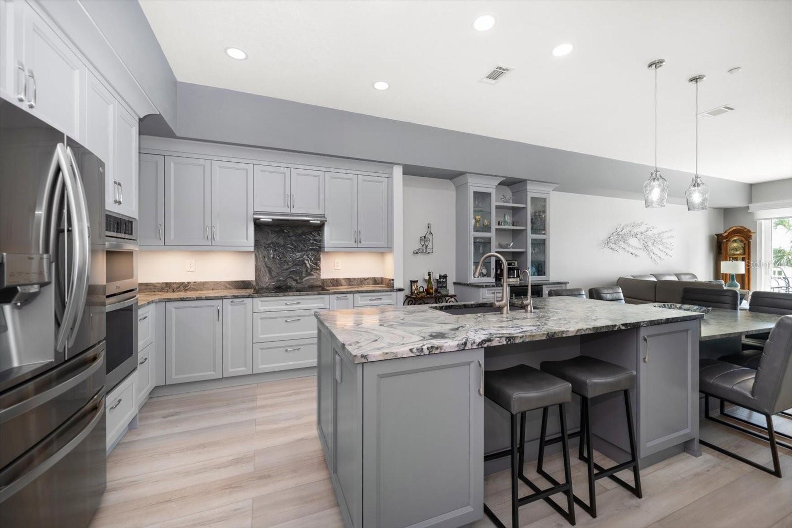 Image 15 of 52 For 9939 1st Street E