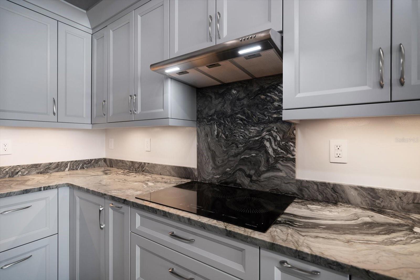 Image 18 of 52 For 9939 1st Street E