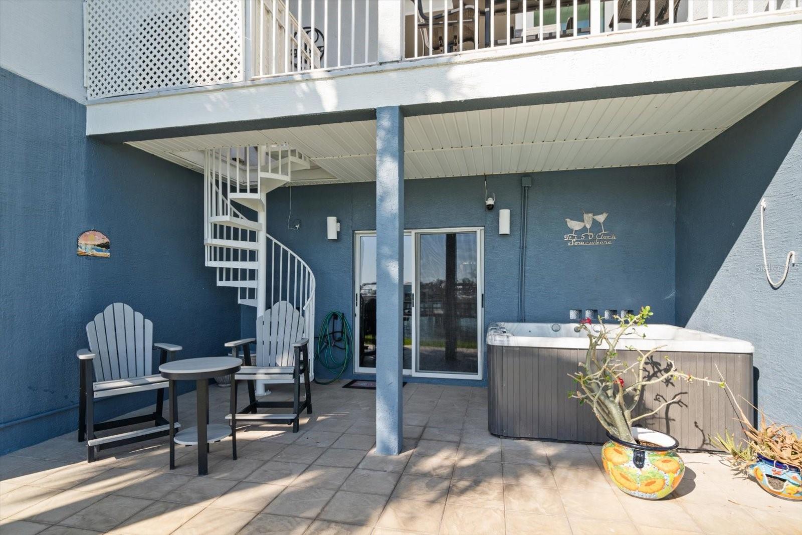 Image 3 of 52 For 9939 1st Street E