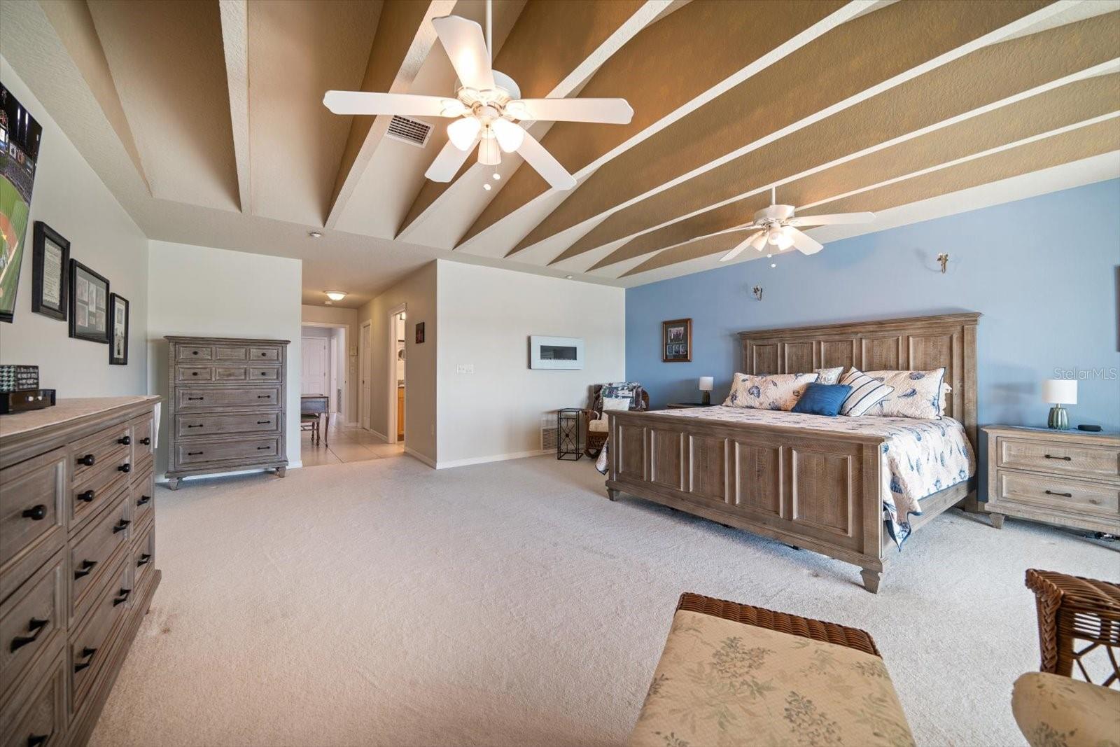 Image 31 of 52 For 9939 1st Street E