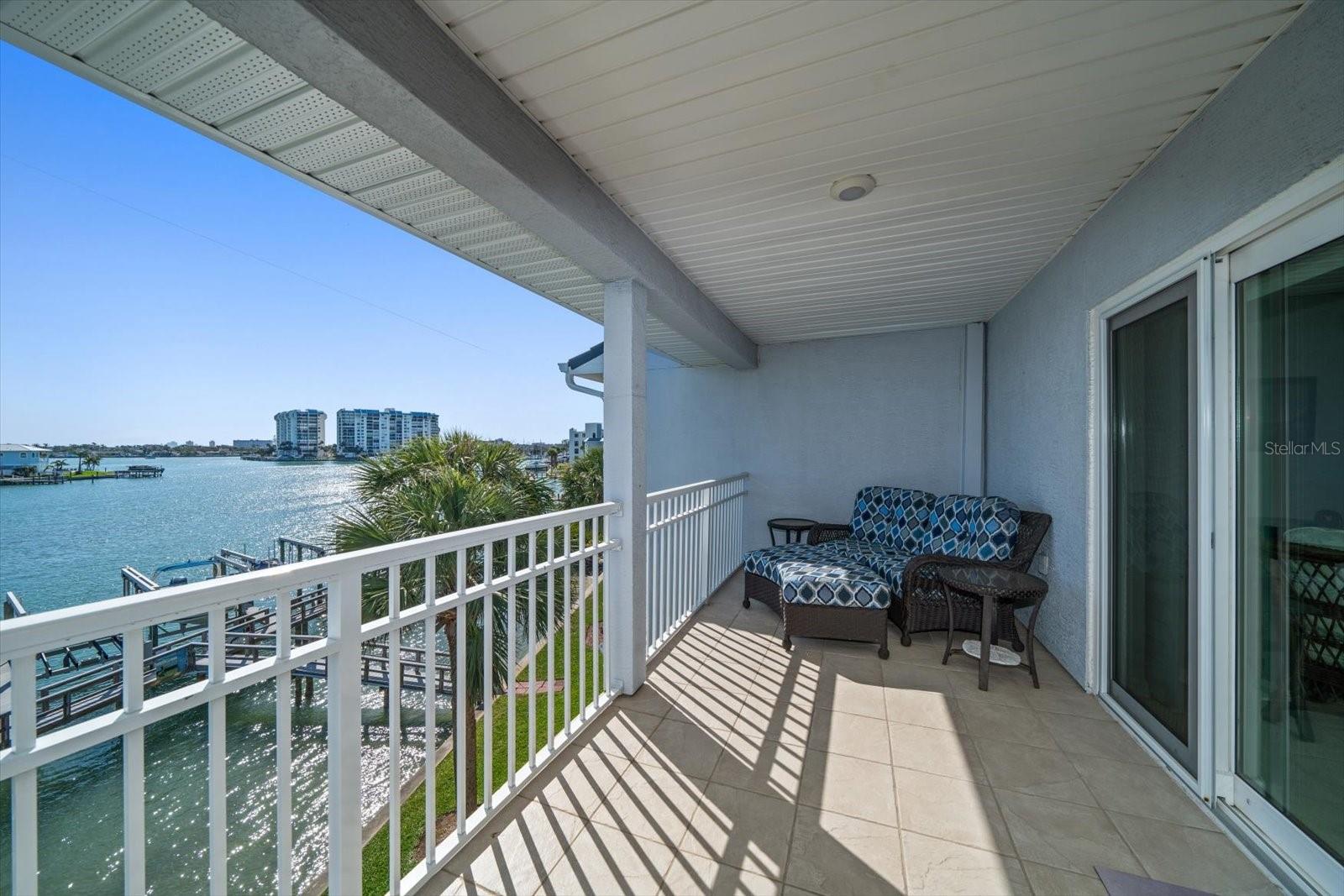 Image 35 of 52 For 9939 1st Street E