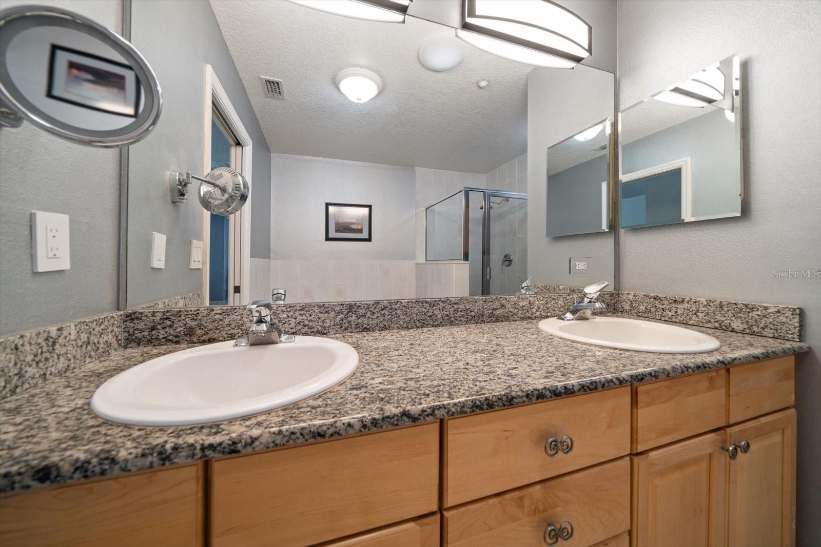 Image 40 of 52 For 9939 1st Street E