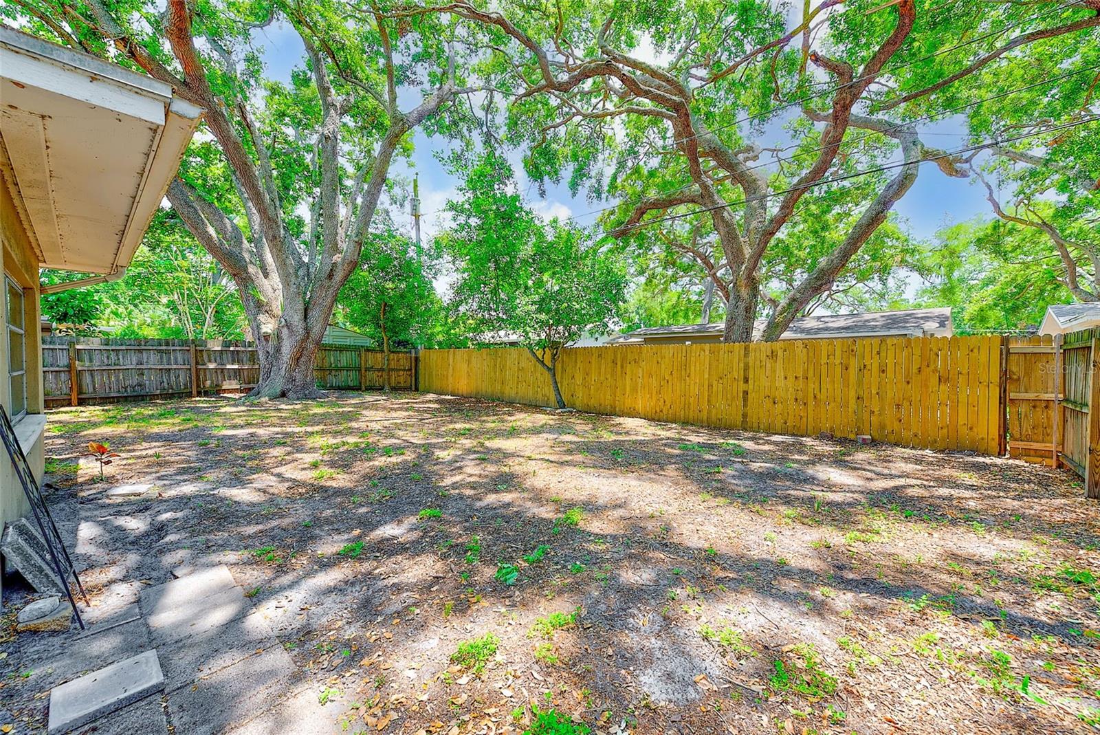 Image 20 of 29 For 1433 Spring Lane