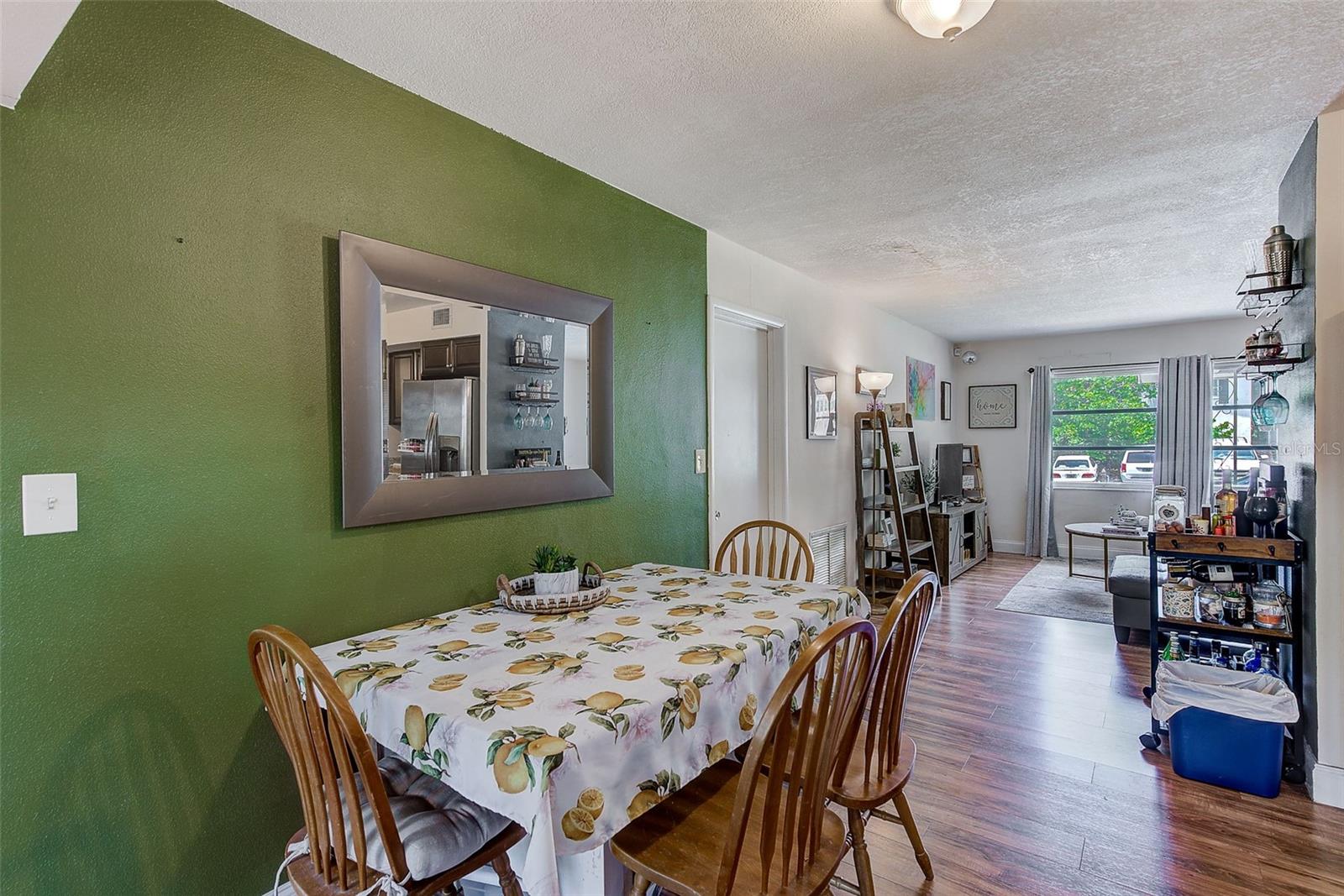 Image 6 of 29 For 1433 Spring Lane