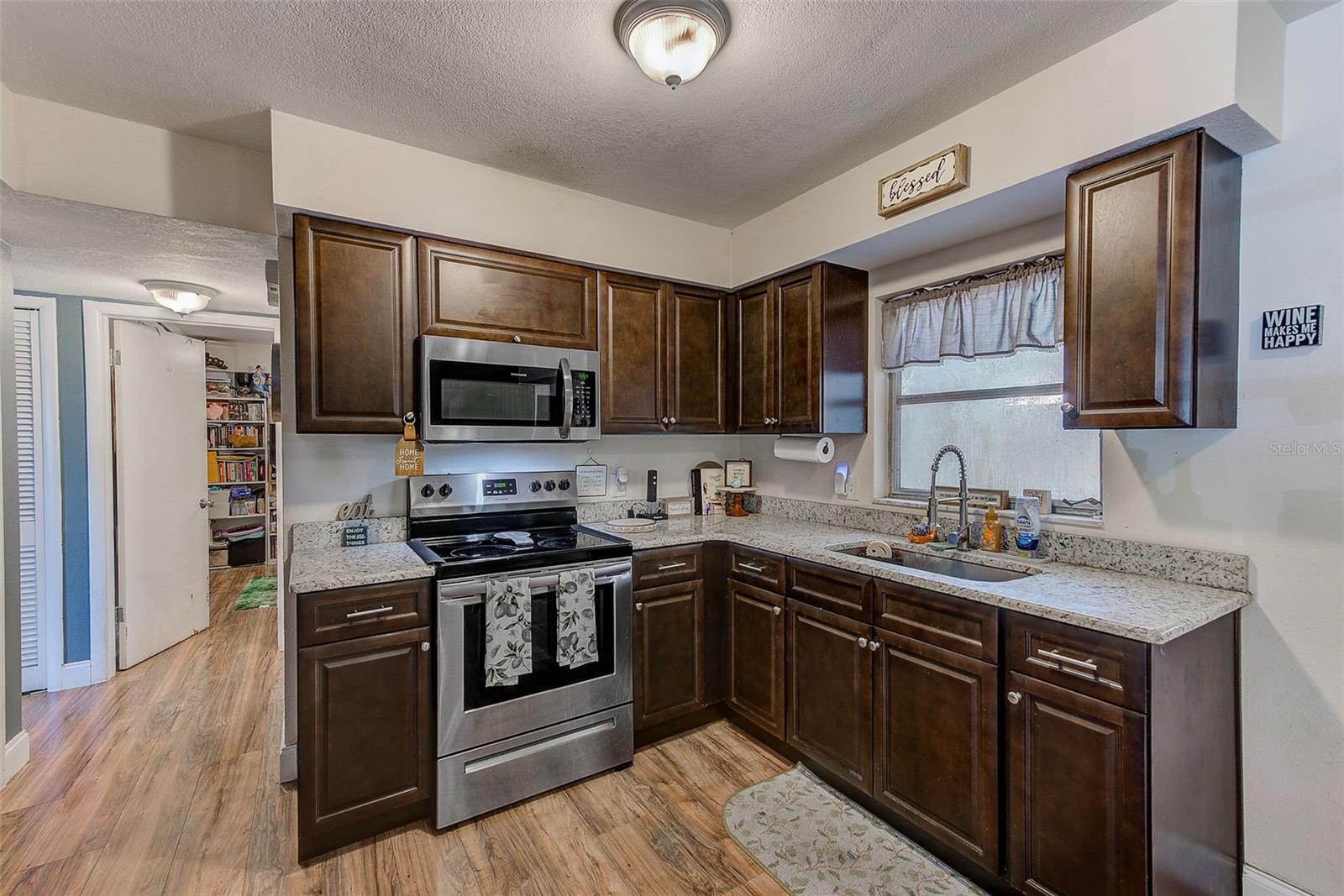Image 8 of 29 For 1433 Spring Lane