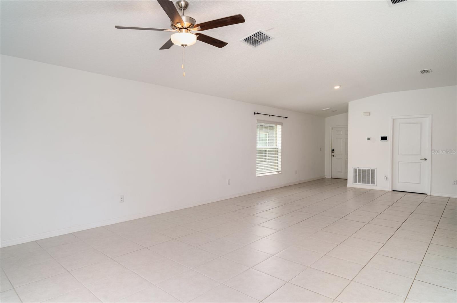 Image 6 of 28 For 5518 Blue Azure Drive