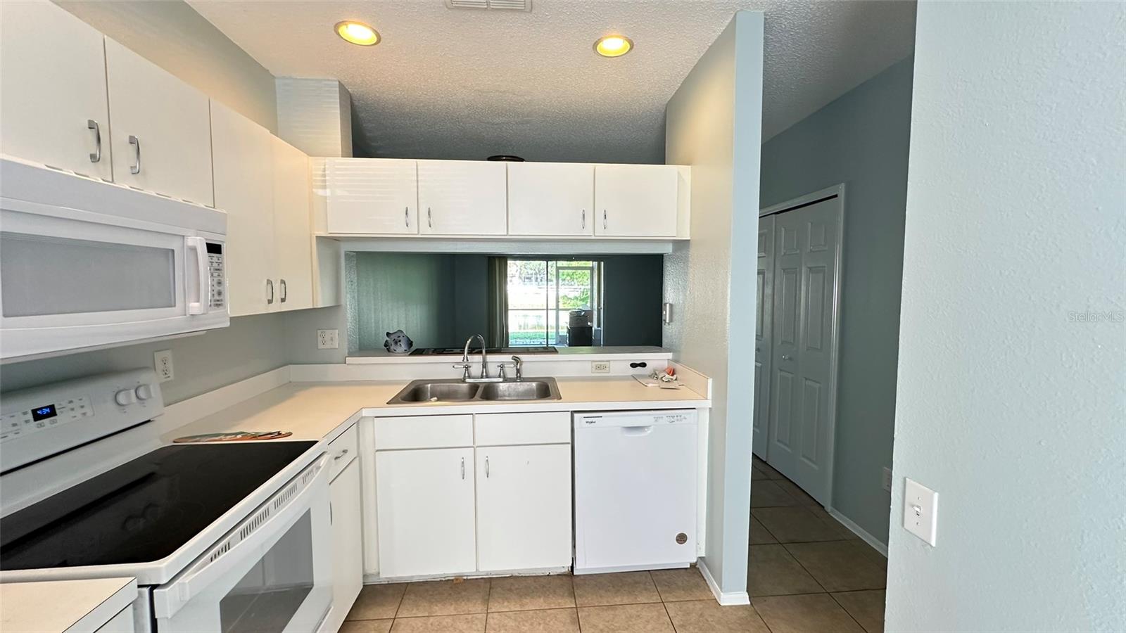 Image 8 of 30 For 1400 Costa Mesa Drive