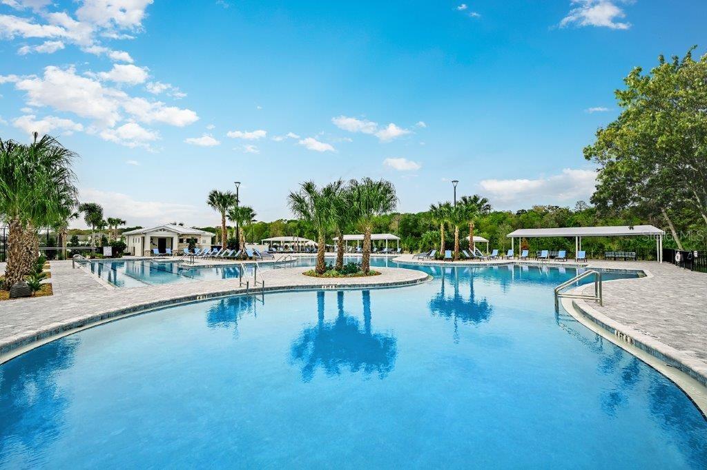 Image 33 of 58 For 16941 Falling Waters Court