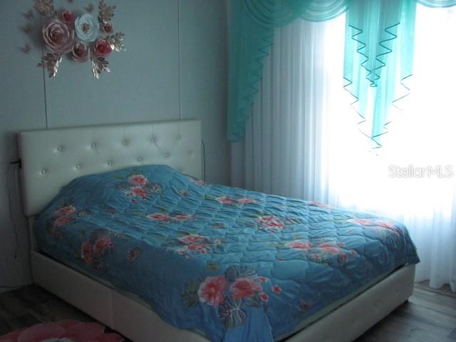 Image 7 of 25 For 7801 34th Avenue N 30